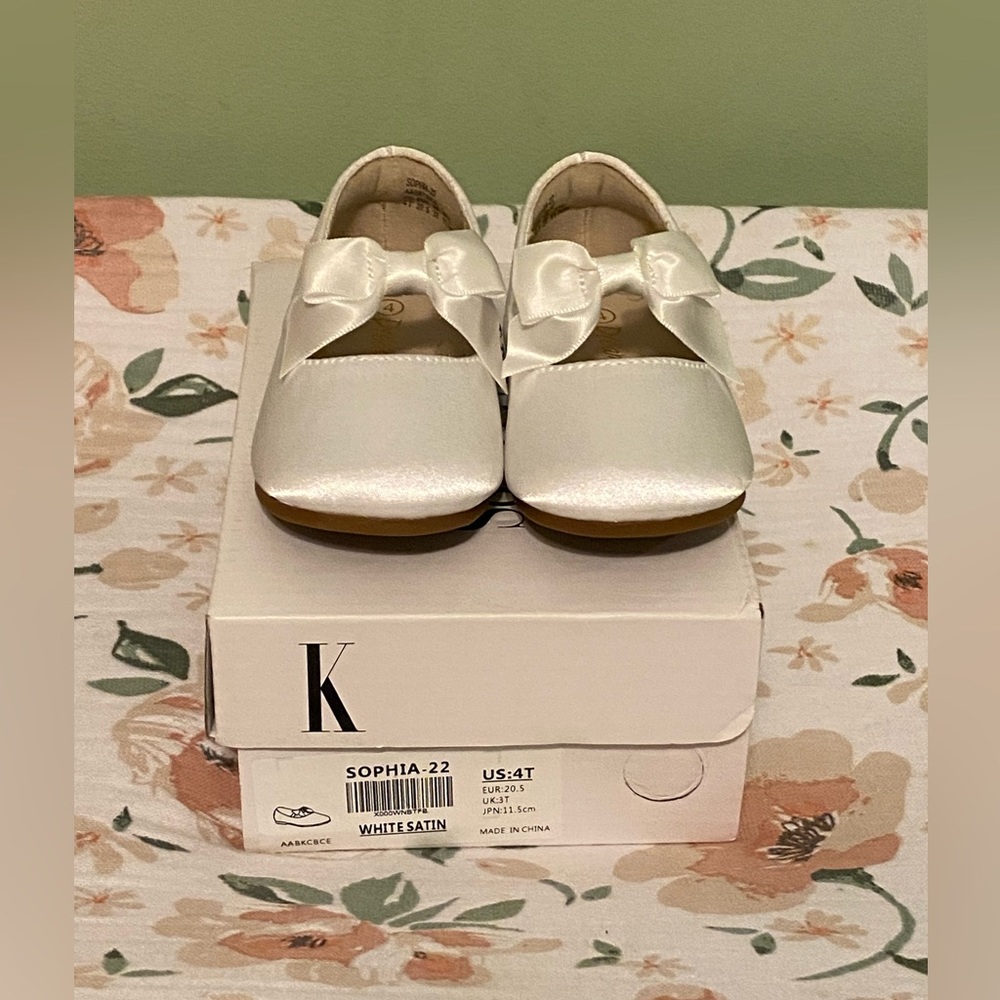 Toddler / Baby Dress Shoe White Satin 4T